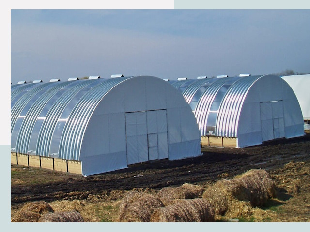 Сельскохозяйственные здания в Ачинске