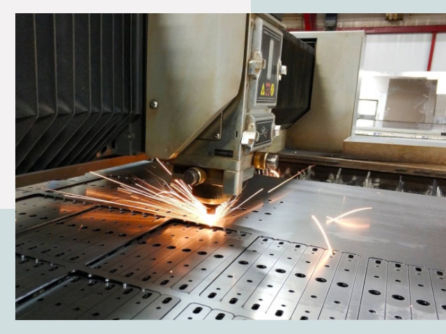 Лазерная резка металла в Ачинске от 608 руб.